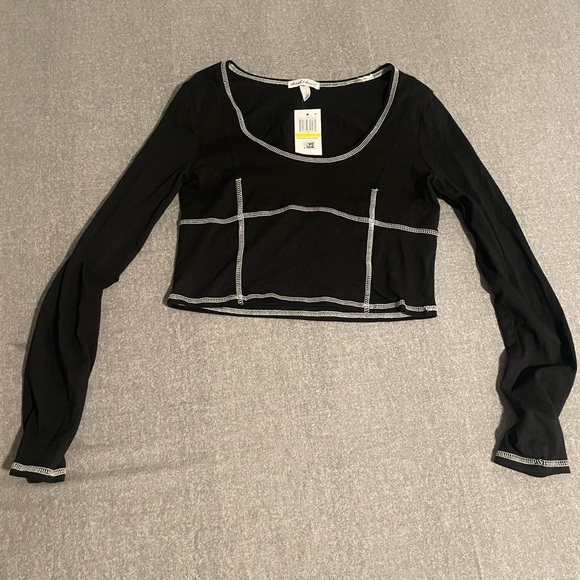 Cropped Long sleeve top - Picture 2 of 4